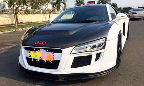 Audi R8 độ phong cách cảnh sát Mỹ giá tiền tỷ tại VN